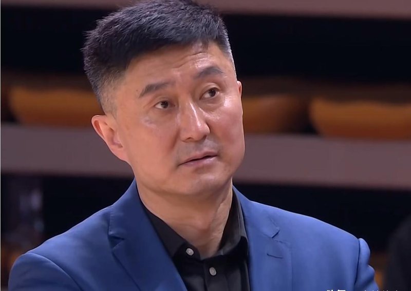 深圳十一连胜背后的战术重构:双子星体系如何撕碎CBA旧秩序 体育新闻 深圳十一连胜背后的战术重构:双子星体系如何撕碎CBA旧秩序 体育新闻