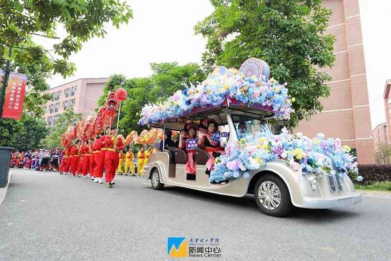技术赋能民俗传承:南宁理工学院“科技+文化”融合实践深度解析 文化旅游